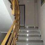 2 * Ližnjan
