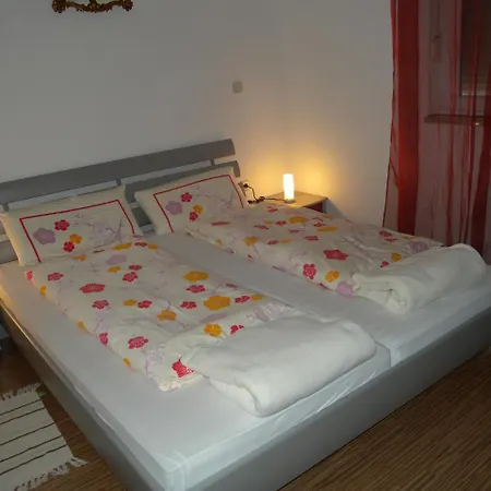 Apartment 2 *