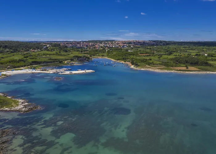 2 아파트 Ližnjan